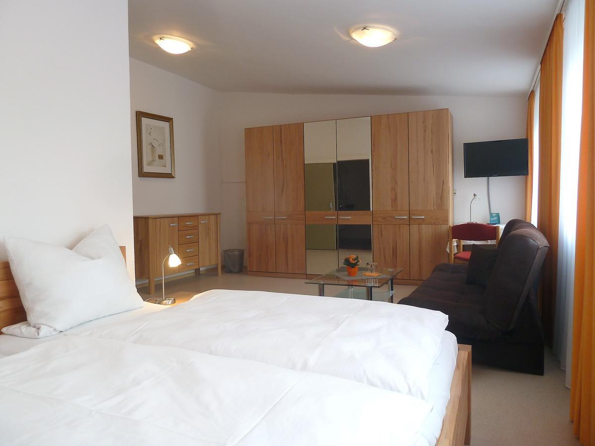 Garni Hotel Leitl Gmbh Eggenfelden Oda fotoğraf