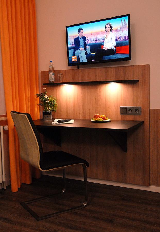 Garni Hotel Leitl Gmbh Eggenfelden Dış mekan fotoğraf